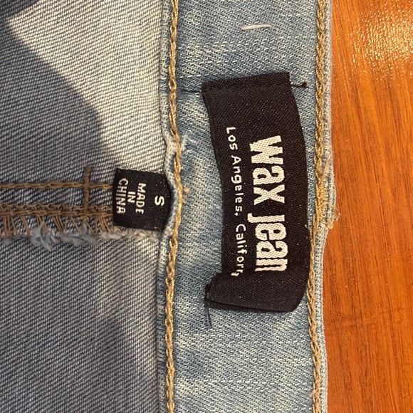 Jean Shorts - Picture 3 of 3